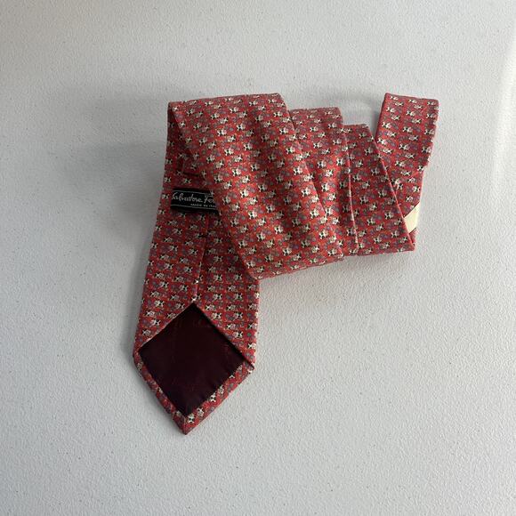 Salvatore Ferragamo Men's Silk Necktie Cow Animal Motif Made In Italy - Picture 6 of 9